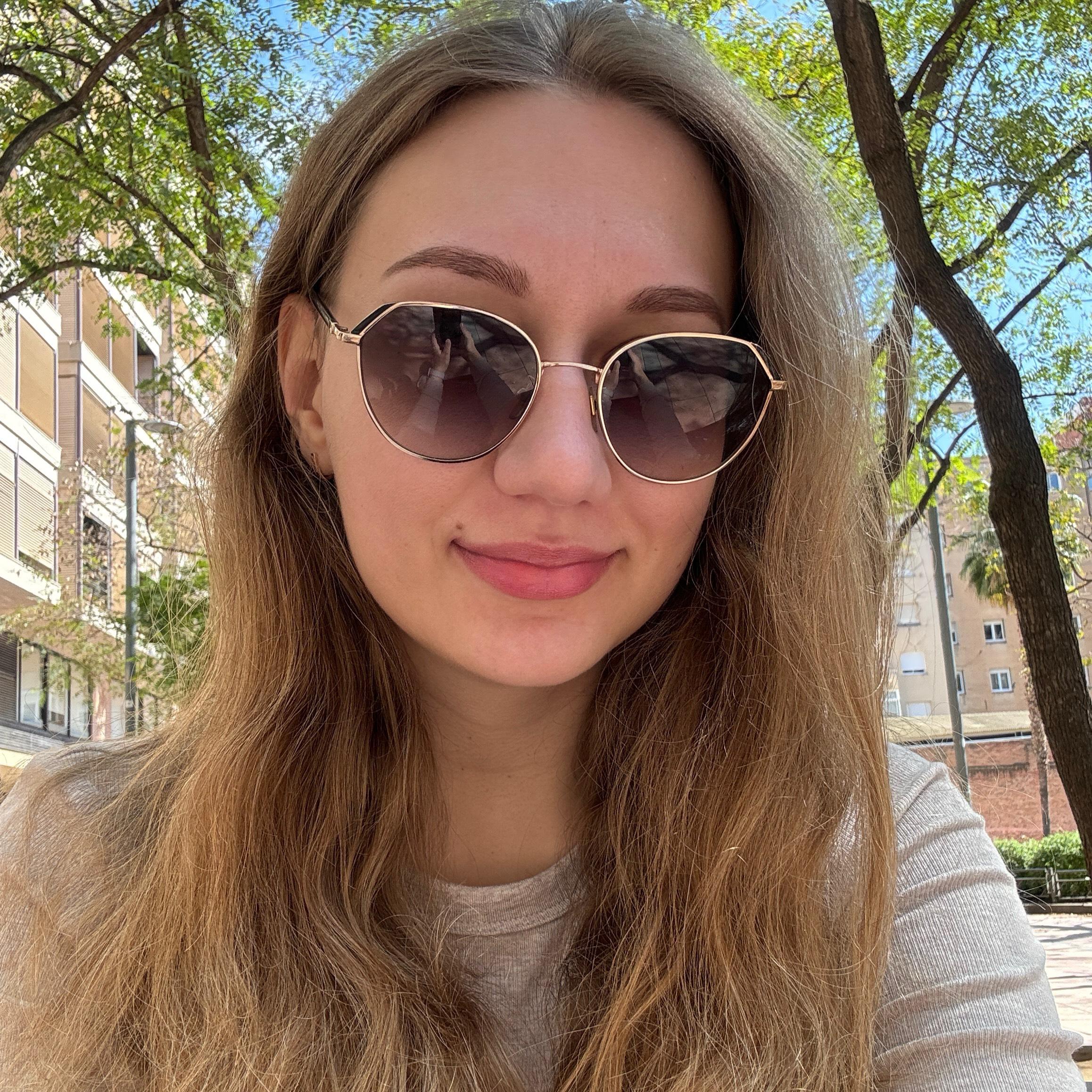 Марина Сеснёва